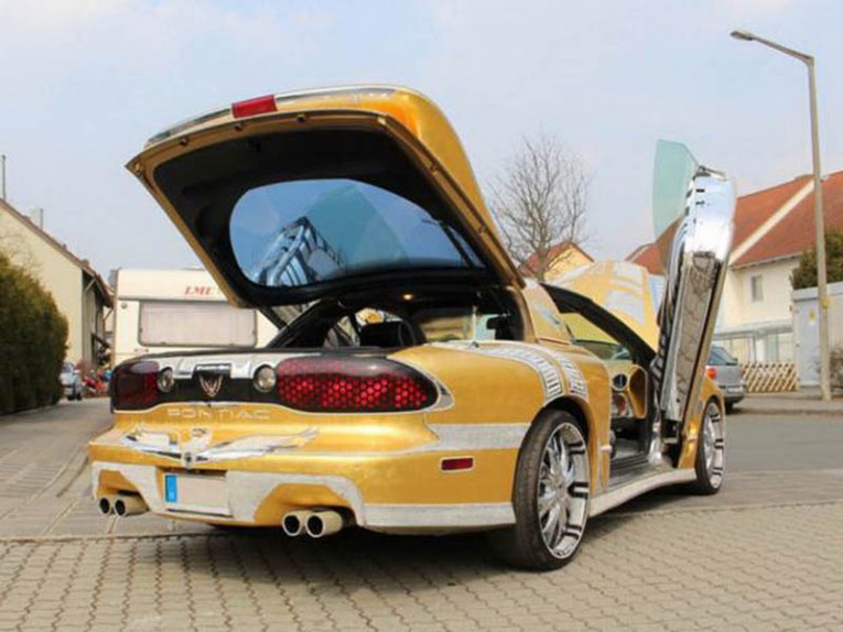 لوکس ترین خودرو گرانترین خودرو قیمت پونتیاک صاحب گرانترین خودرو Gold Pontiac Trans Am