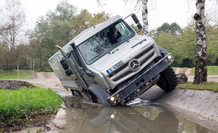 Mercedes-Benz Unimog