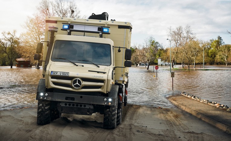 Mercedes-Benz Unimog