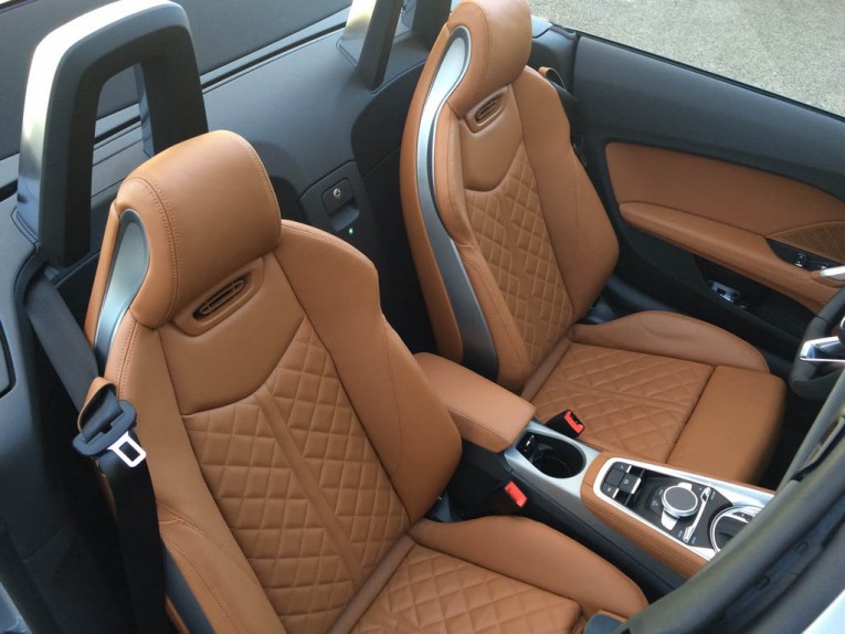 2015 Audi TT Roadster Interior