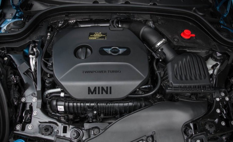 2015 Mini Cooper S Hardtop 4-door