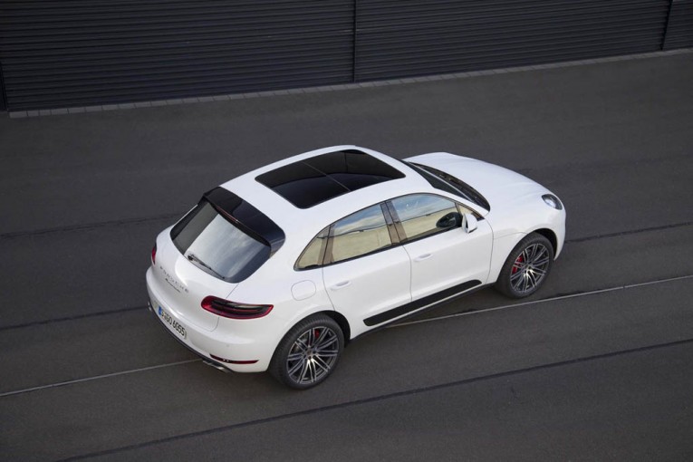 2015 Porsche Macan Turbo