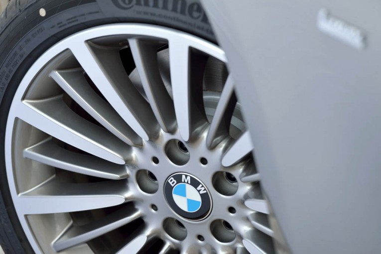 BMW-3-Series-13