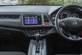 Honda HR-V 2015 interior