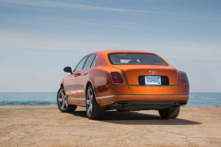 2015-bentley-mulsanne-speed-rear-three-quarter