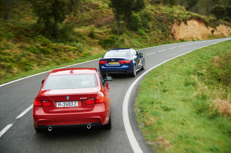 BMW 335i M Sport vs. jaguar XE S