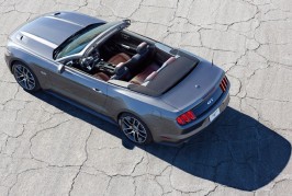2015-ford-mustang-gt-convertible-from-above