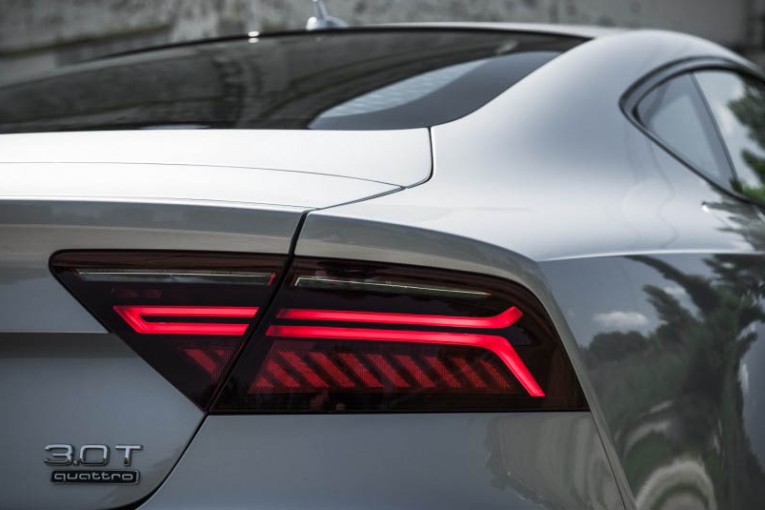 2016-Audi-A7-3.0T-124