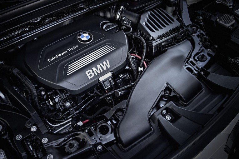 2016 BMW X1 engine
