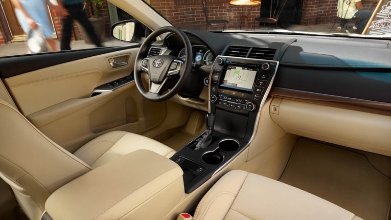 2016 Toyota Camry Interior