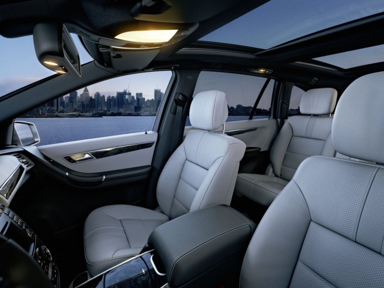 Mercedes R-Class Interior