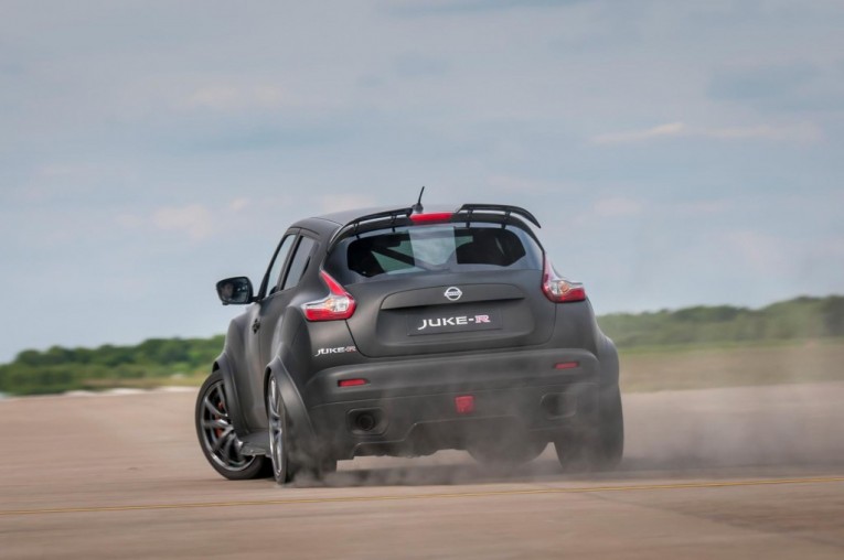 Nissan Juke R 2.0 