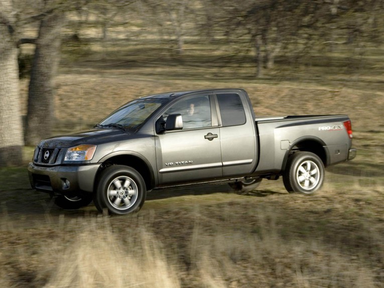 Nissan Titan S King Cab Standard Box