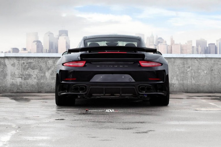 پورشه 911 استینگر GTR محصول تاپکار 1
