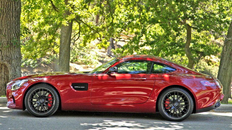 2016 Mercedes-AMG GT S