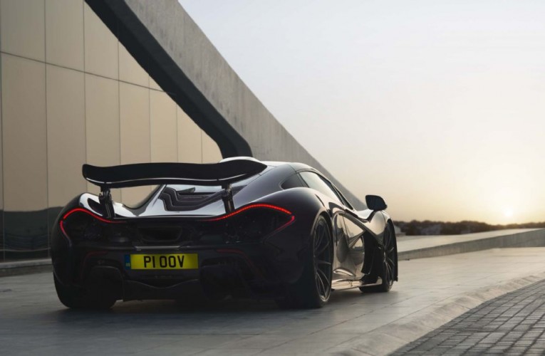 2014 McLaren P1 