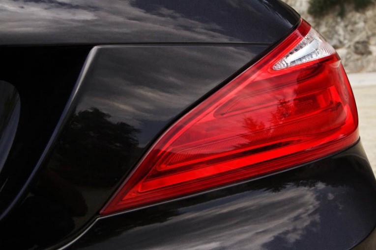 2015-Mercedes-Benz-SL400-133