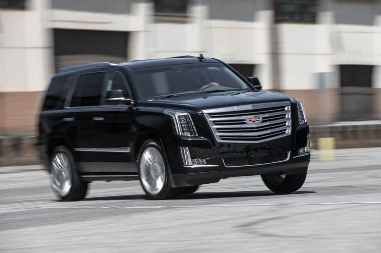 2015-cadillac-escalade-platinum-front-three-quarter-turn