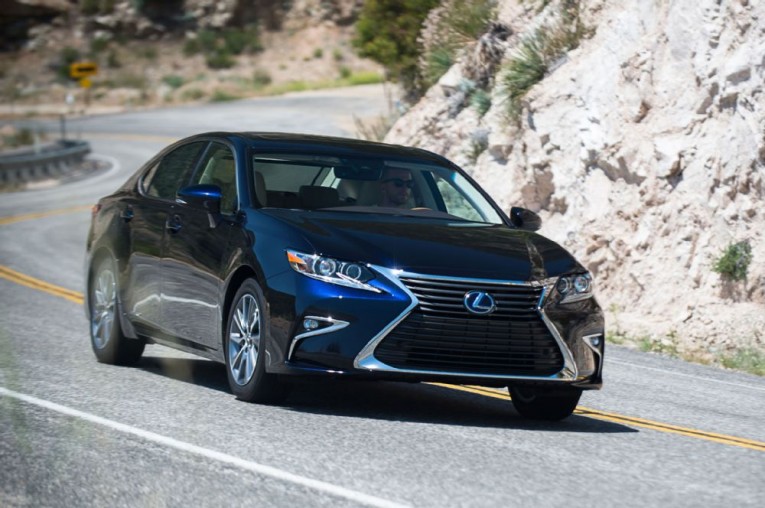 2016 Lexus ES 300h