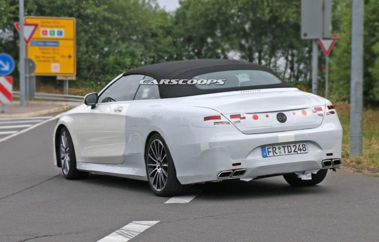 2017-Merc-S63-AMG-Cabriolet