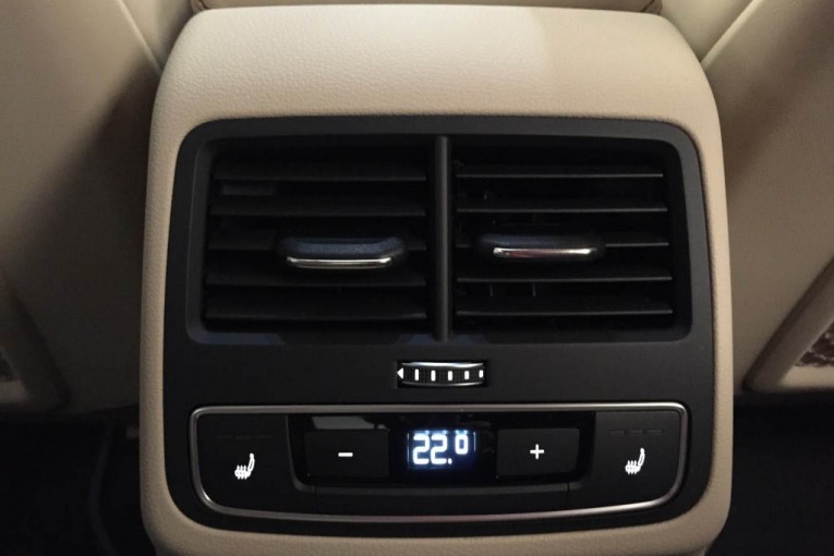 2017-audi-a4_08