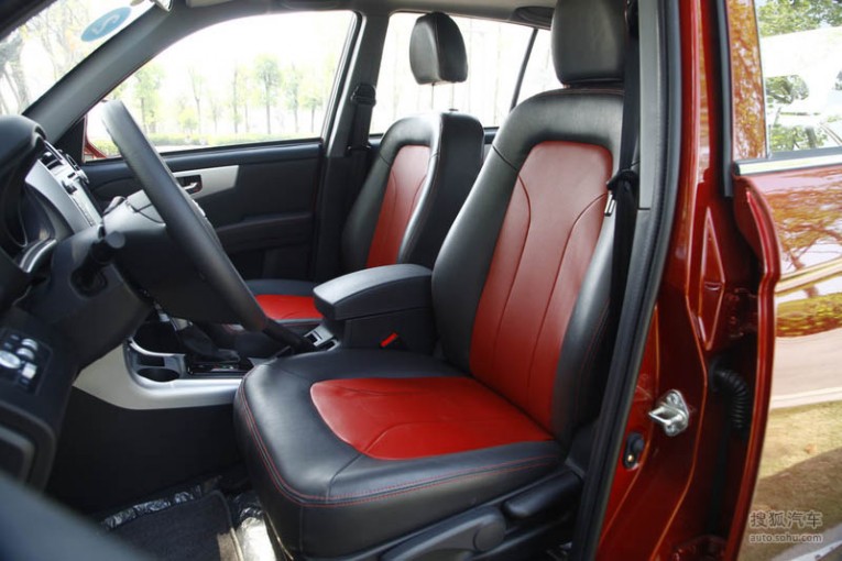 2015 Lifan X60 CVT Interior