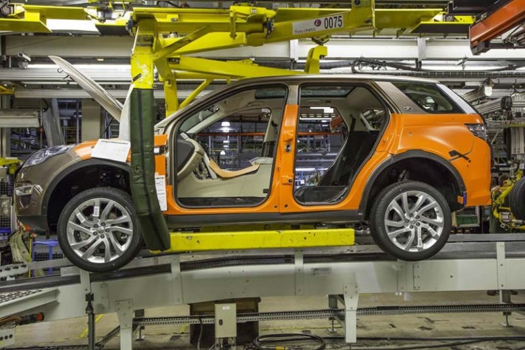 Land-Rover-Discovery-Sport-production