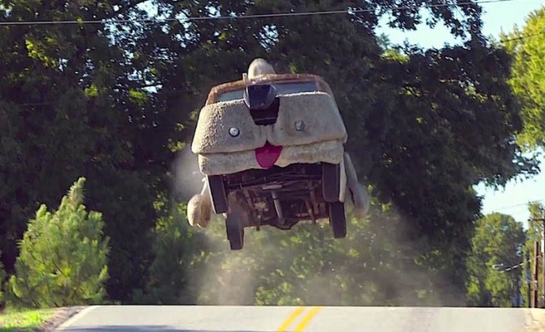 Mutt Cuts Van from Dumb and Dumber