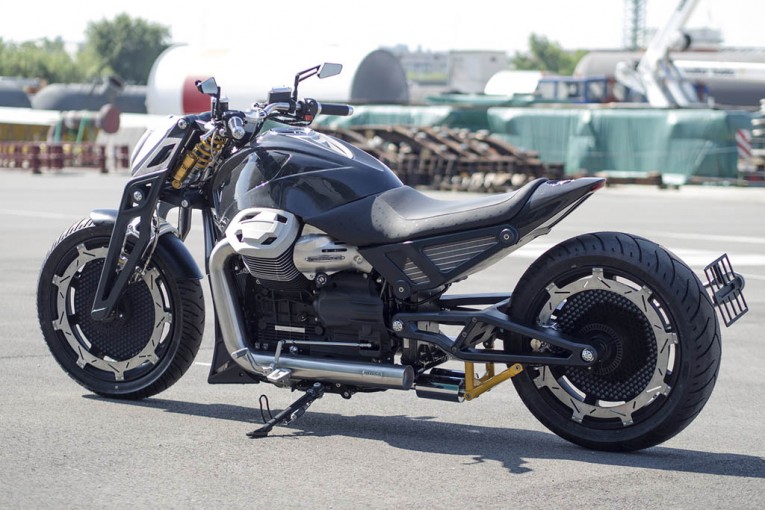 Lvpvs Alpha Moto Guzzi California