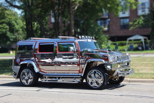 Do-it-yourself Chrome Hummer H2