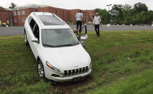 Jeep-Cherokee-hack