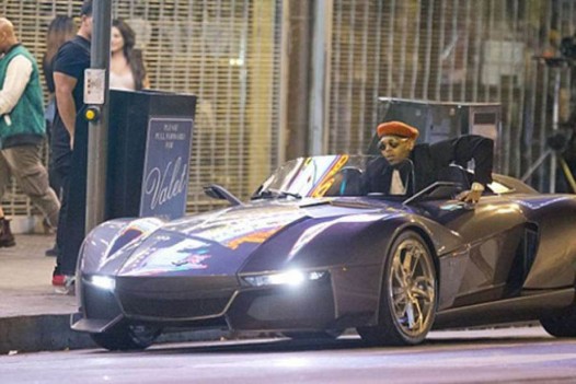 chris brown Rezvani Beast