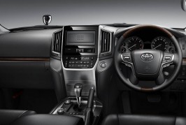 2016 Toyota Land Cruiser