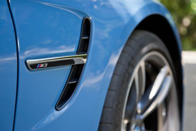 2015-BMW-M3-sedan-112
