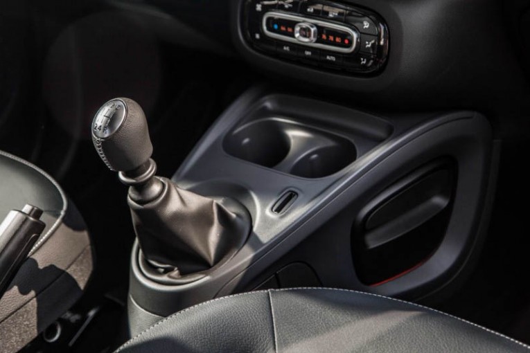 2016-Smart-Fortwo-125