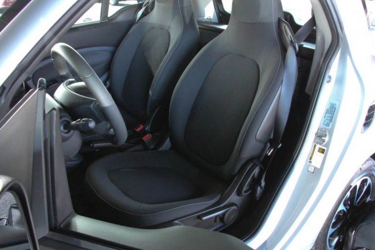 2016-Smart-Fortwo-128