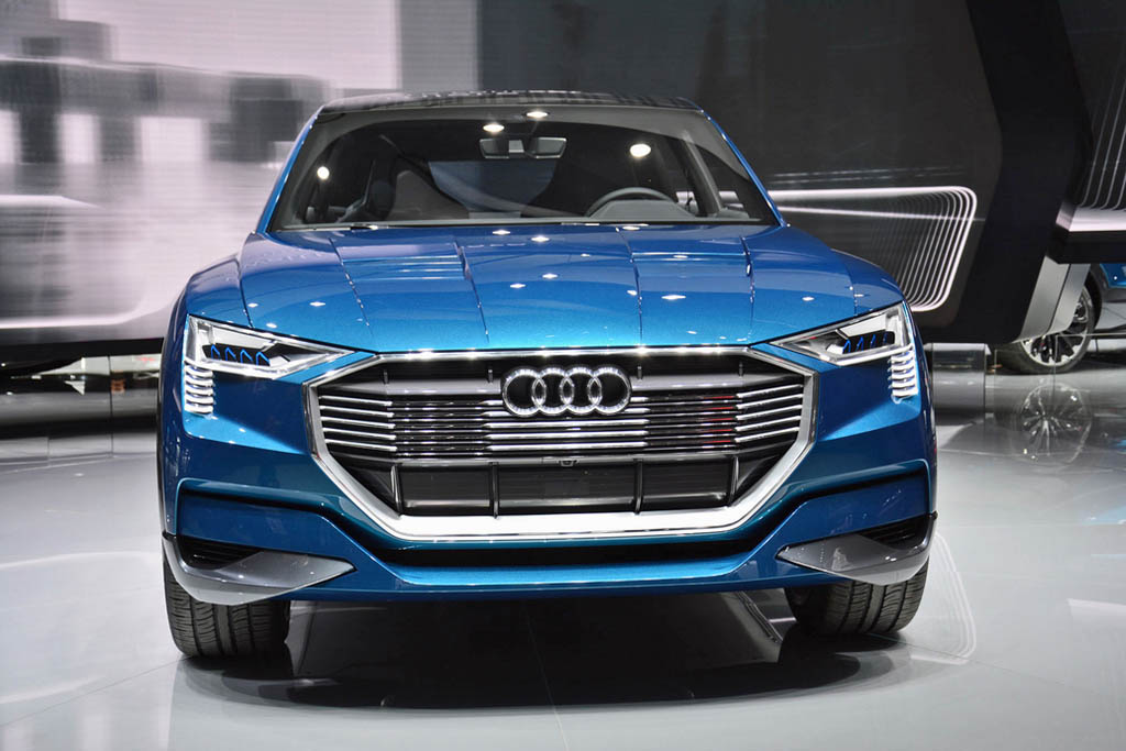 Audi E-tron Quattro Concept