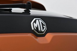 MG GS 2015