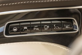 2015-mercedes-benz-s550-4matic-coupe-interior-controls