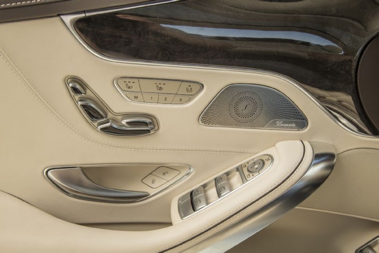 2015-mercedes-benz-s550-4matic-coupe-interior-door-panel