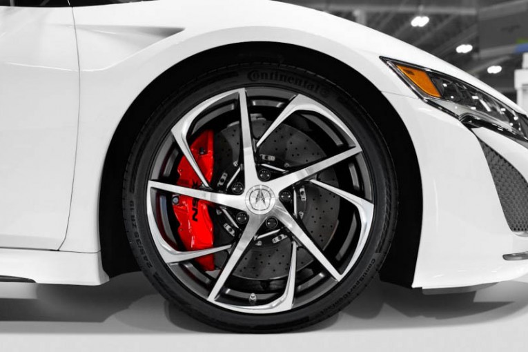 2016-Acura-NSX-125