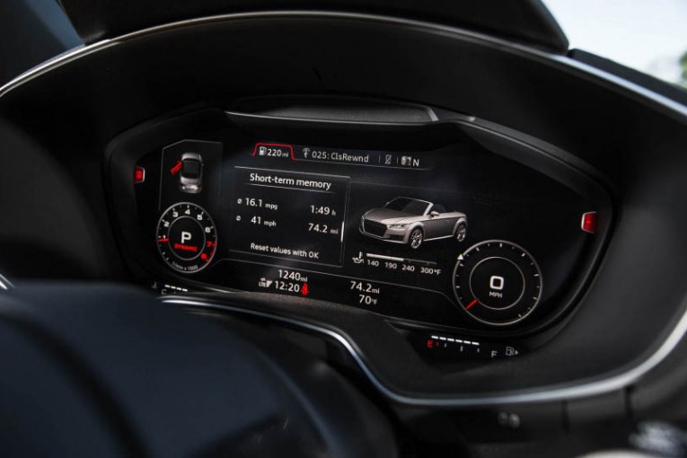 2016-Audi-TT-roadster-121