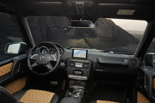 Mercedes Benz G500 Interior