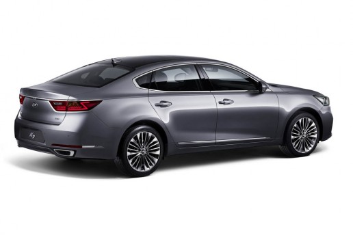 2016 Kia Cadenza first official images