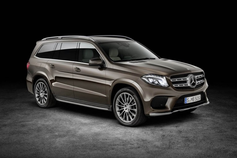 2017-Mercedes-GLS-1