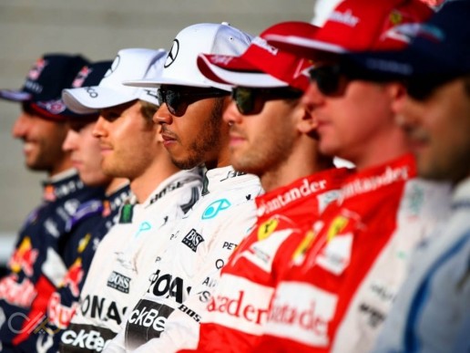 Lewis_Hamilton_and_Sebastian_Vettel_Abu_Dhabi
