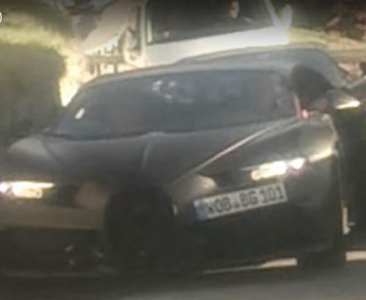 Bugatti chiron spy photo