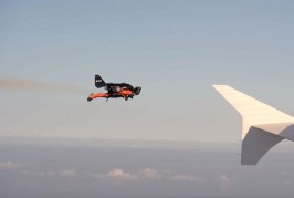 Two jetmans With Jetpacks Fly Over Dubai
