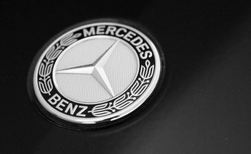 mercedes-benz-badge