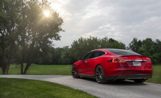 2015 Tesla Model-S P85D